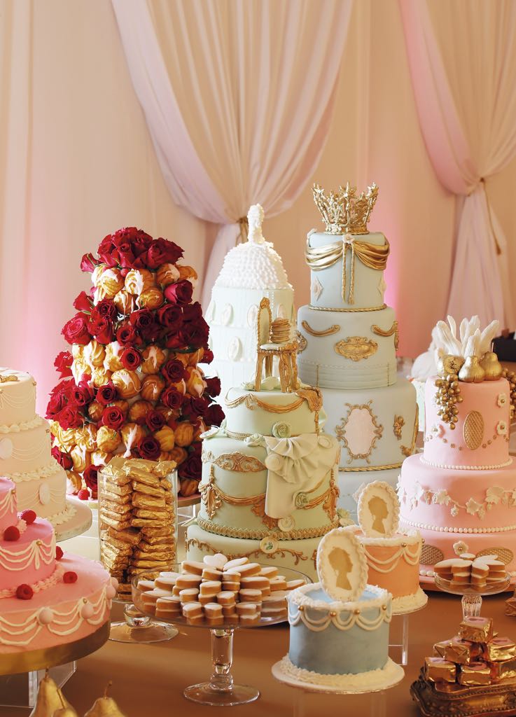 Cakes display